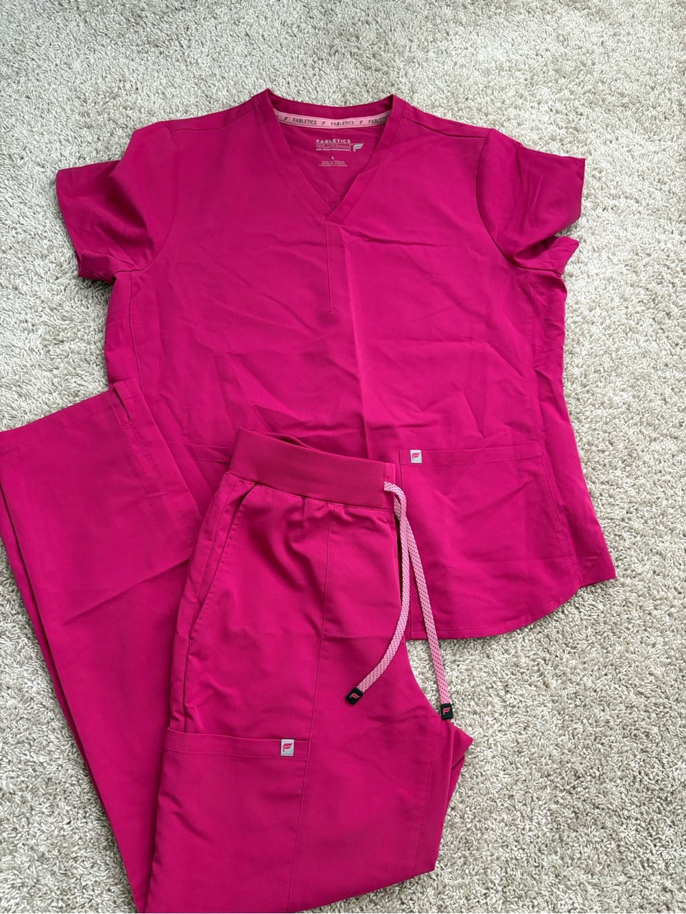 FABLETICS Scrub Set